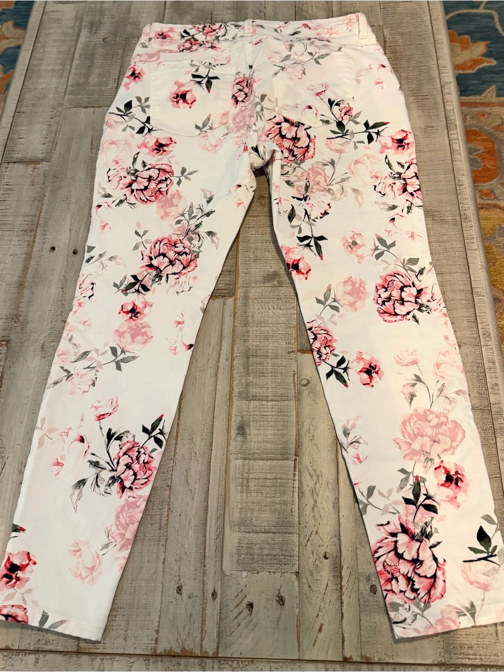 Bandolino White Lisbeth Ankle Jeans with Pink Floral Print - Picture 2 of 5